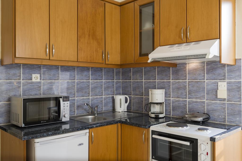 Almiris Seaside Apartments Apartment